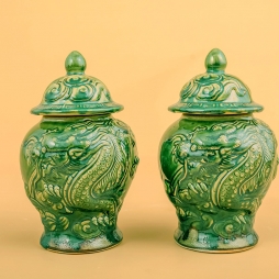 Chóe cúng đồ thờ gốm Bát Tràng