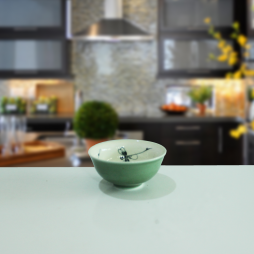 Bát mắm bé vẽ chuồn