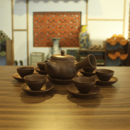 Bộ ấm chén nâu hồng sa quai ngang bầu