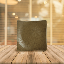 Khay vuông vênh đen lòng gốm 