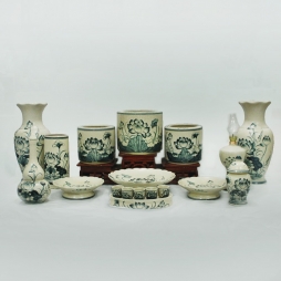 Bộ đồ thờ Hoa sen bày ban thờ ngày tết 13 sản phẩm (Men rạn)