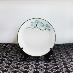 Đĩa sứ tròn Sen xanh vẽ tay phi 18cm (Trắng)