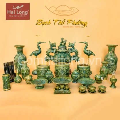 bộ đồ thờ cúng đầy đủ bằng sứ Bát Tràng men Ngọc Lục Bảo