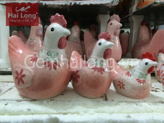 Tượng gà con giống quà tặng cho trẻ em thân hồng