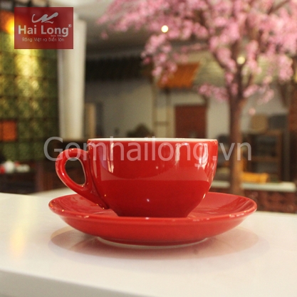 Tách cà phê capuchino men đỏ