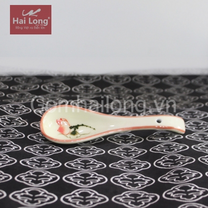 Thìa sứ bộ vẽ tay Sen chỉ hồng (Kem)