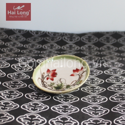 Đĩa sứ đựng gia vị Xanh rêu cổ vẽ sen đỏ