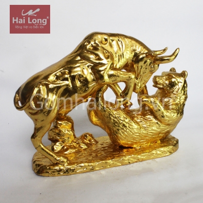 Tượng trâu phong thủy góm sứ phủ vàng_1
