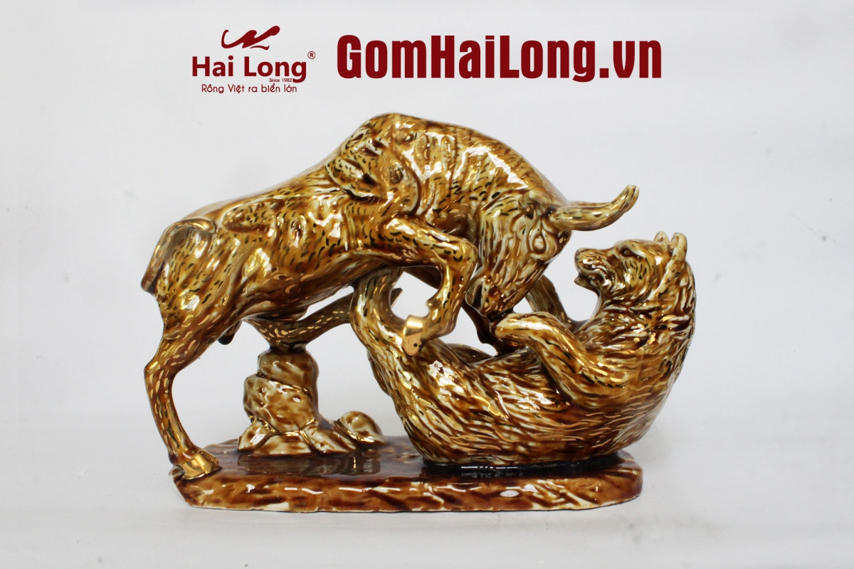 tượng trâu phong thủy gốm Bát Tràng